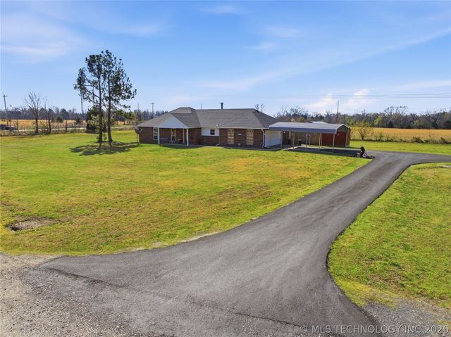 103600 S 4620 Road, Sallisaw, OK 74955