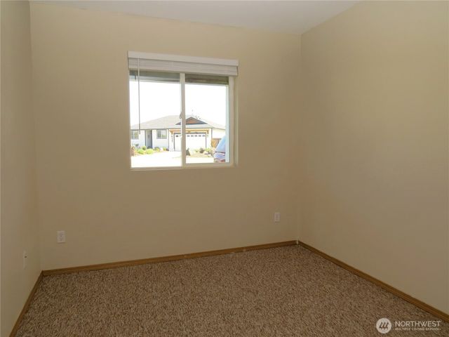 1080 Greenview Court SW, Ocean Shores, WA 98569