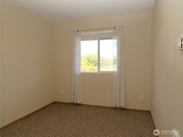 1080 Greenview Court SW, Ocean Shores, WA 98569