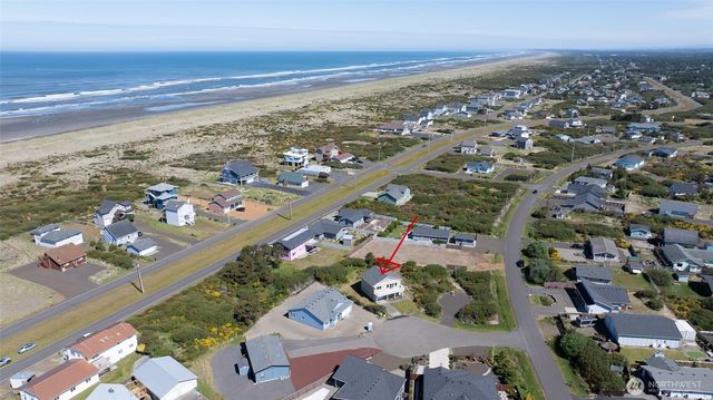 1080 Greenview Court SW, Ocean Shores, WA 98569