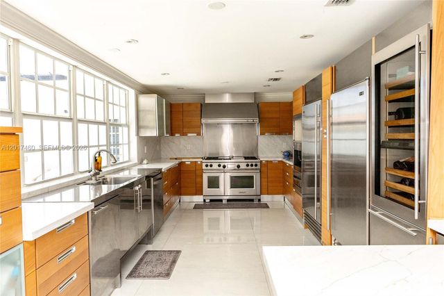 15761 Turnberry Drive, Miami Lakes, FL 33014