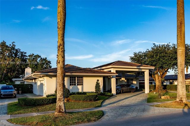 15761 Turnberry Drive, Miami Lakes, FL 33014