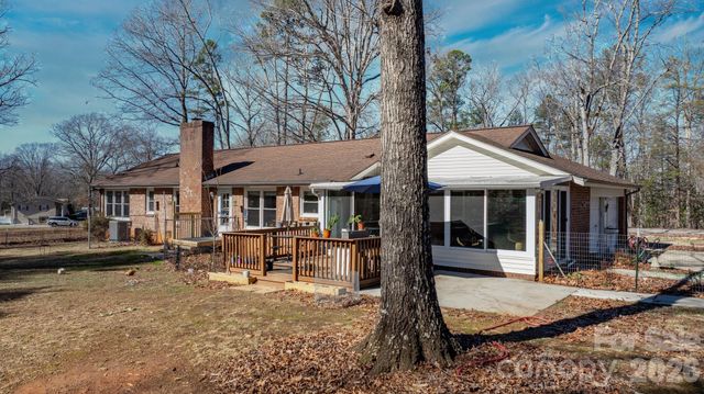 50 Camelot Lane, Taylorsville, NC 28681
