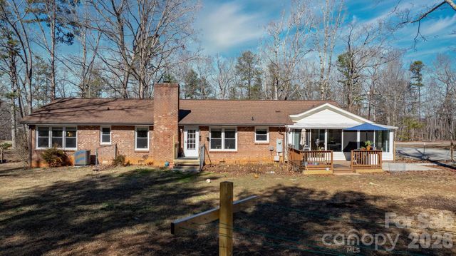 50 Camelot Lane, Taylorsville, NC 28681