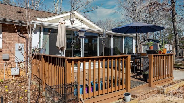 50 Camelot Lane, Taylorsville, NC 28681