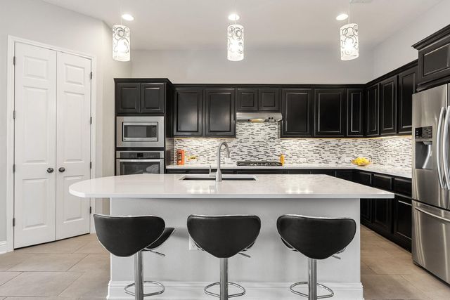 7009 Cut Plains TRL, Austin, TX 78726