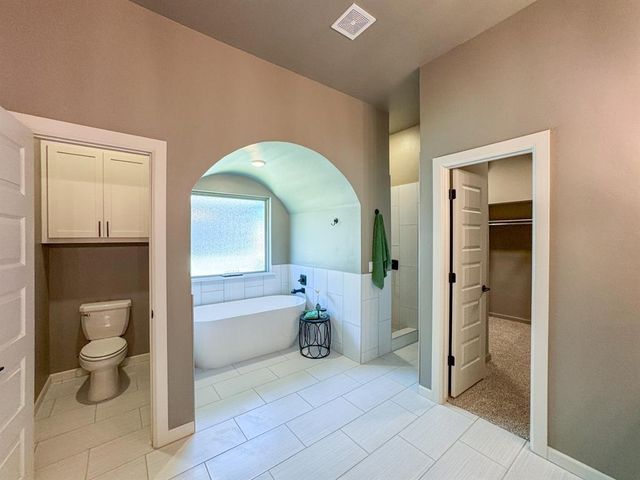 2913 Summit Hollow Circle, Norman, OK 73071