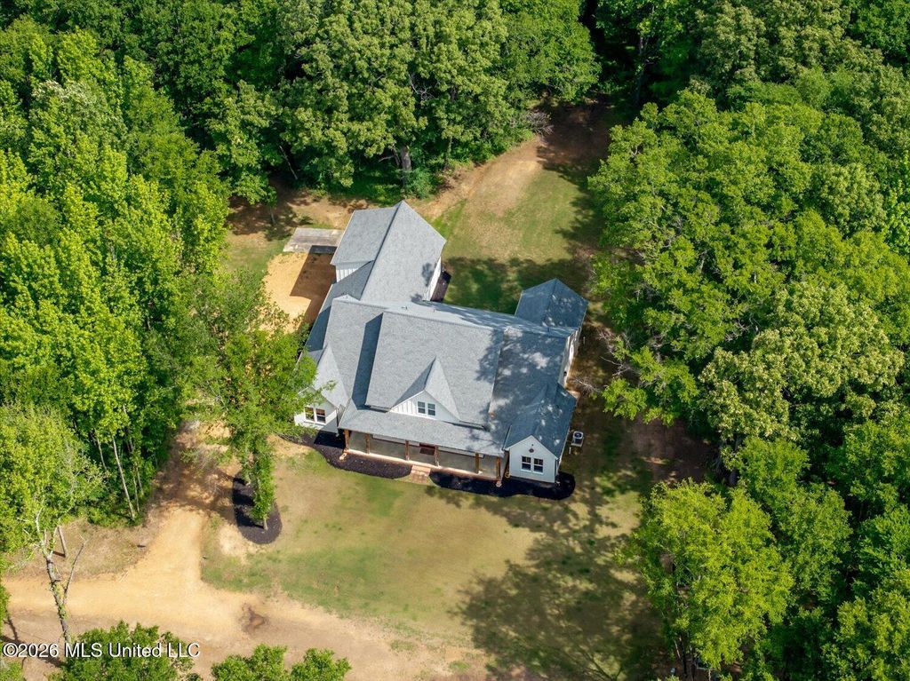 175 Fulmer Road, B, Como, MS 38619 — photo 2