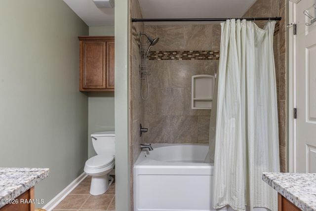 410 Rue Canard, Youngsville, LA 70592