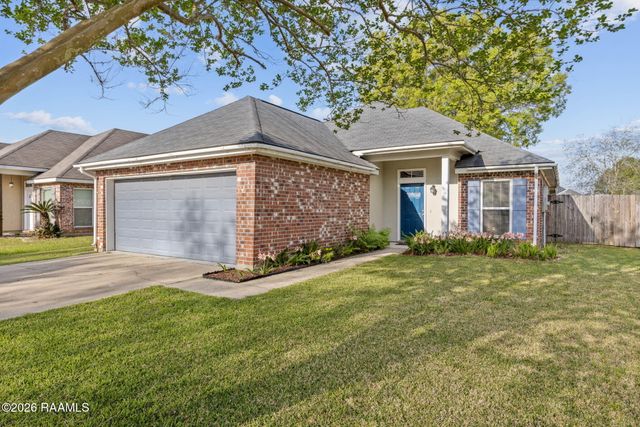 410 Rue Canard, Youngsville, LA 70592