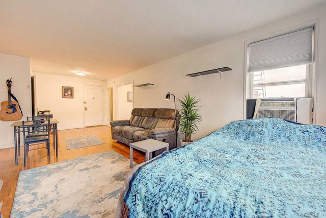 125-05 84th Avenue 6G, Kew Gardens, NY 11415