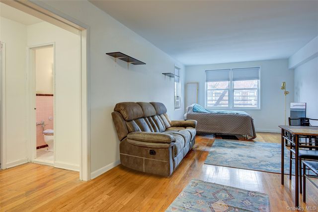 125-05 84th Avenue 6G, Kew Gardens, NY 11415