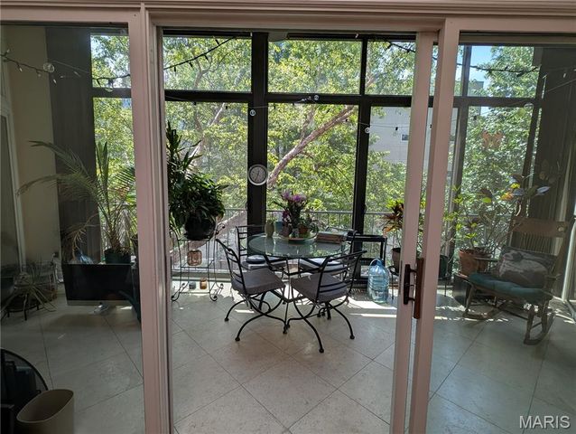 4540 Laclede Avenue 304, St Louis, MO 63108