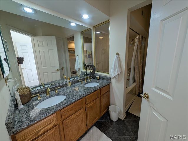 4540 Laclede Avenue 304, St Louis, MO 63108