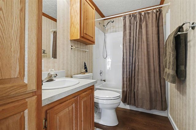 5950 Violet Court, Battle Creek, MI 49014