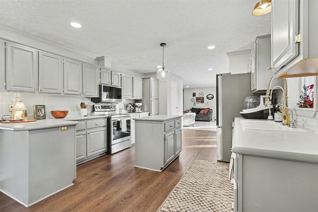 5950 Violet Court, Battle Creek, MI 49014