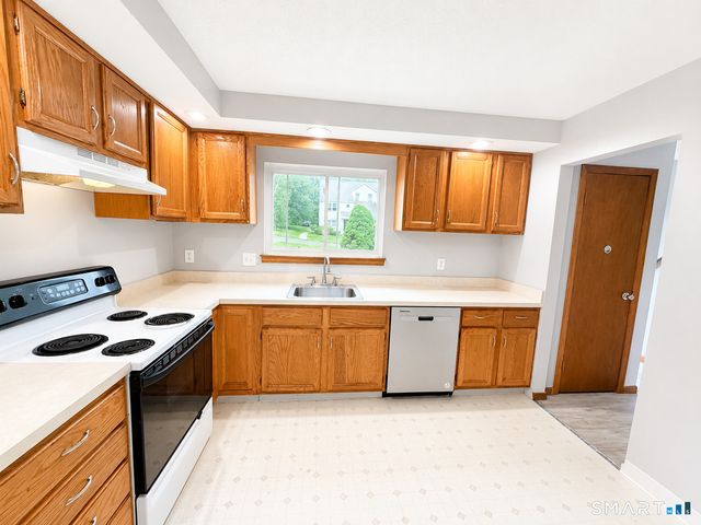 308 Village Drive 308, Torrington, CT 06790