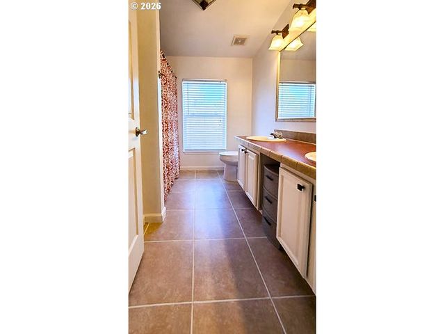 6710 JAKE Rd, Klamath Falls, OR 97601