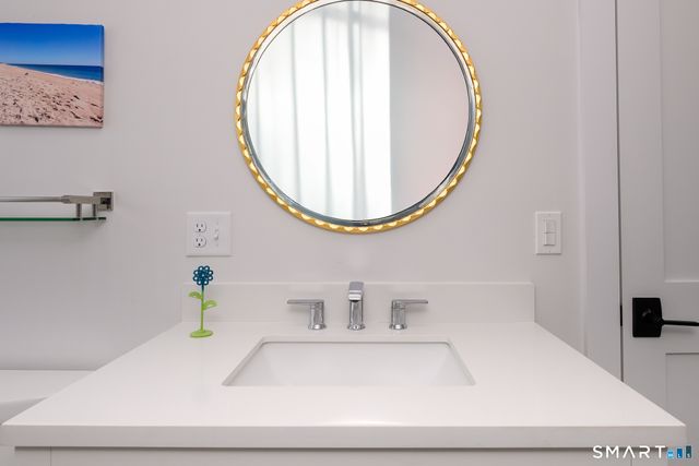 138 Boston Post Road 2, East Lyme, CT 06333