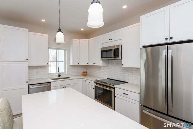 138 Boston Post Road 2, East Lyme, CT 06333