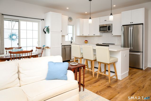 138 Boston Post Road 2, East Lyme, CT 06333