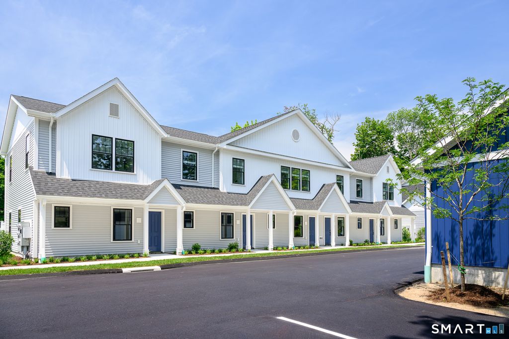 138 Boston Post Road 2, East Lyme, CT 06333