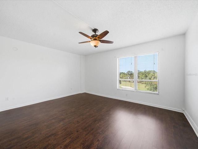 13626 GREENFIELD DRIVE 401, Tampa, FL 33618
