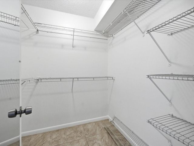 13626 GREENFIELD DRIVE 401, Tampa, FL 33618