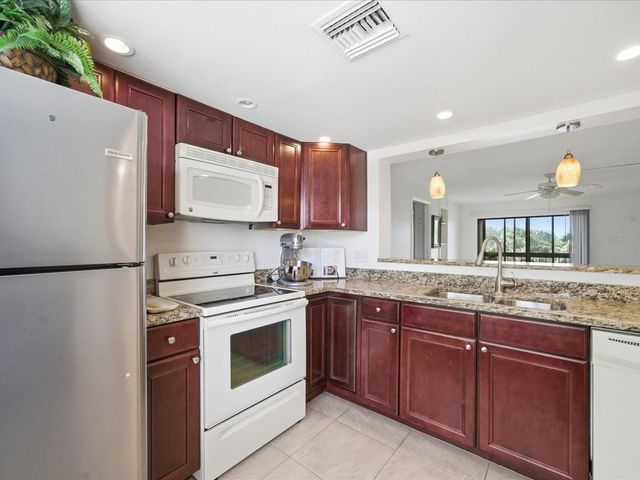13626 GREENFIELD DRIVE 401, Tampa, FL 33618