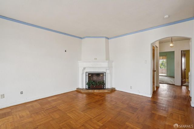 715 Lakeview Avenue, San Francisco, CA 94112