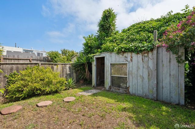 715 Lakeview Avenue, San Francisco, CA 94112