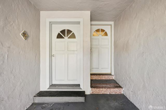 715 Lakeview Avenue, San Francisco, CA 94112
