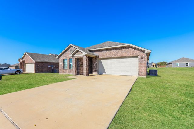2034 Clay Street, Mabank, TX 75147