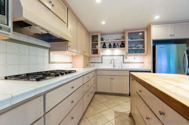 449 G, Coronado, CA 92118