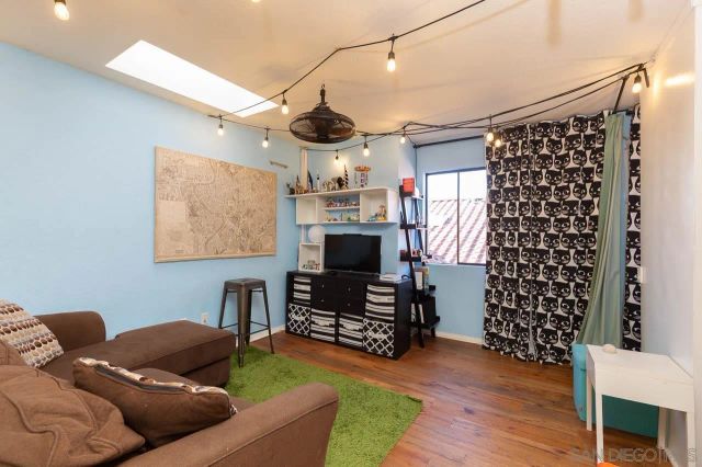 449 G, Coronado, CA 92118