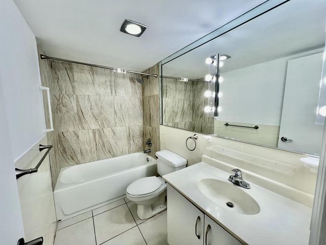 1000 Nw 13th Street 113a, Boca Raton, FL 33486