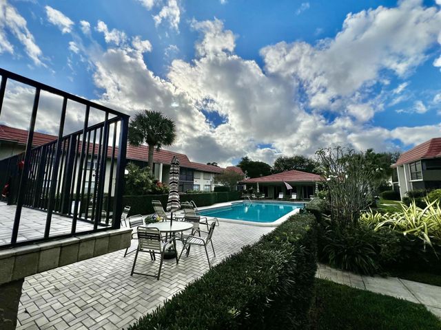 1000 Nw 13th Street 113a, Boca Raton, FL 33486