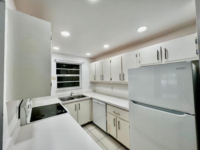 1000 Nw 13th Street 113a, Boca Raton, FL 33486