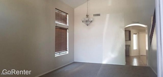 3725 W SAINT ANNE Avenue, Phoenix, AZ 85041