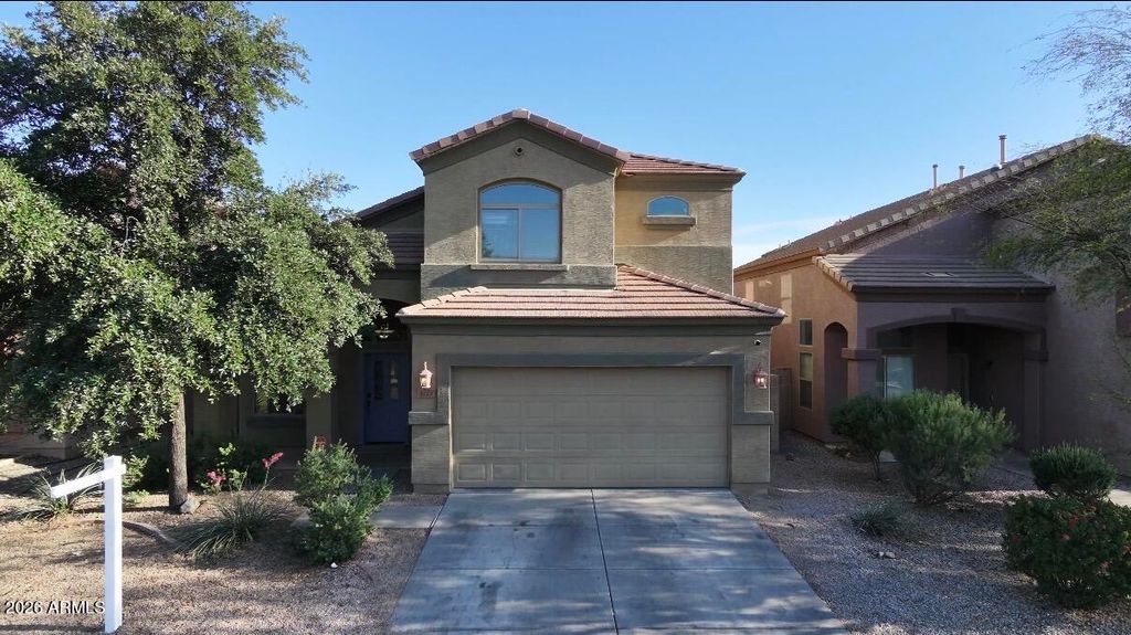 3725 W SAINT ANNE Avenue, Phoenix, AZ 85041
