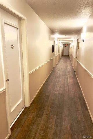 444 N Clay Avenue 1B, St Louis, MO 63122