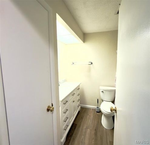 444 N Clay Avenue 1B, St Louis, MO 63122