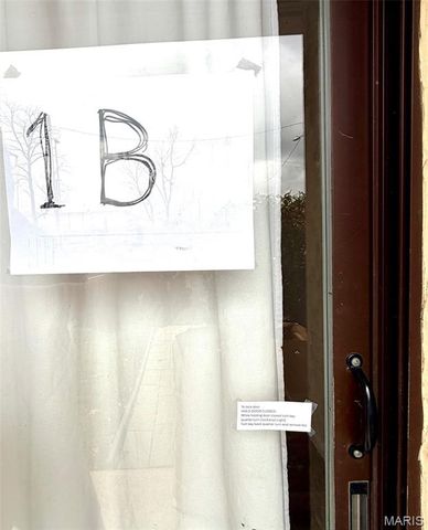 444 N Clay Avenue 1B, St Louis, MO 63122