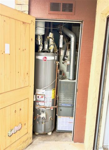 444 N Clay Avenue 1B, St Louis, MO 63122