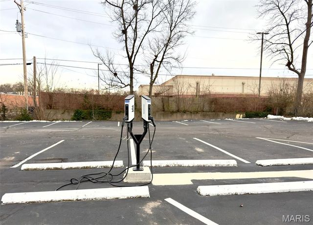 444 N Clay Avenue 1B, St Louis, MO 63122