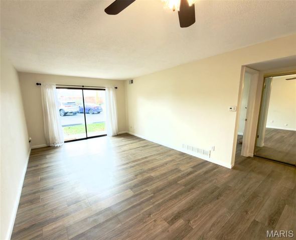 444 N Clay Avenue 1B, St Louis, MO 63122