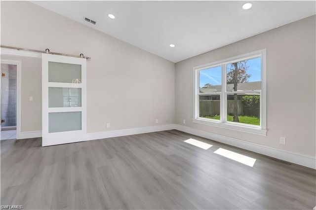 270 Madison DR, Naples, FL 34110