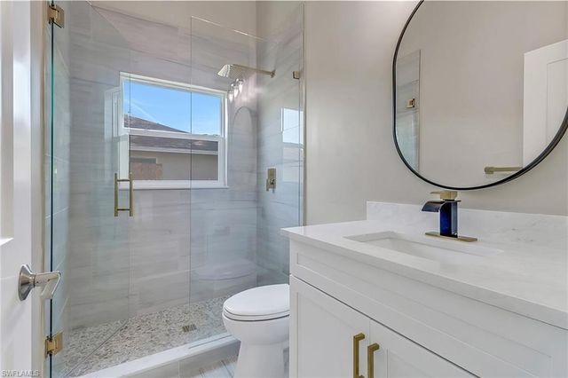 270 Madison DR, Naples, FL 34110