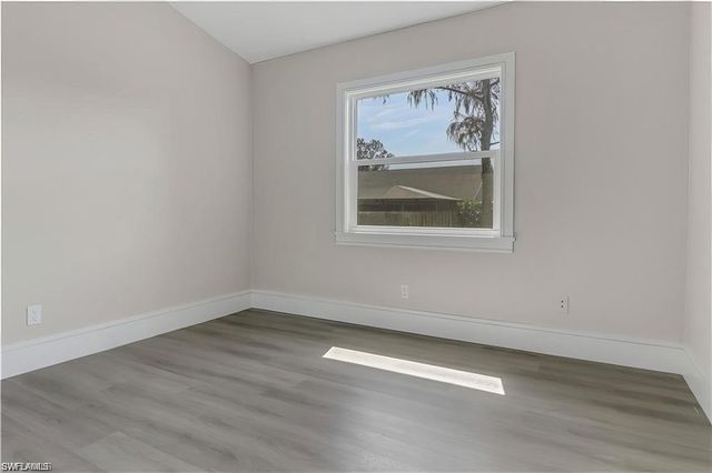 270 Madison DR, Naples, FL 34110