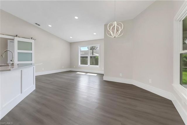 270 Madison DR, Naples, FL 34110